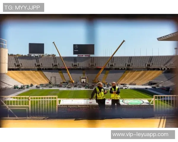 葡萄牙2026年客场球衣曝光海蓝色V字设计搭配独特图案装饰 葡萄牙2026年客场球衣曝光海蓝色V字设计搭配独特图案装饰