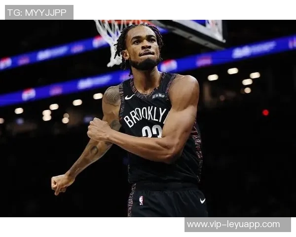 克拉克斯顿成争冠球队首选交易目标引发热议