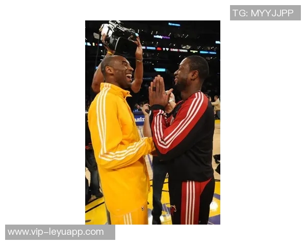 科比大女儿时尚风采闪耀奢侈品牌秀场成为瞩目焦点 科比大女儿时尚风采闪耀奢侈品牌秀场成为瞩目焦点