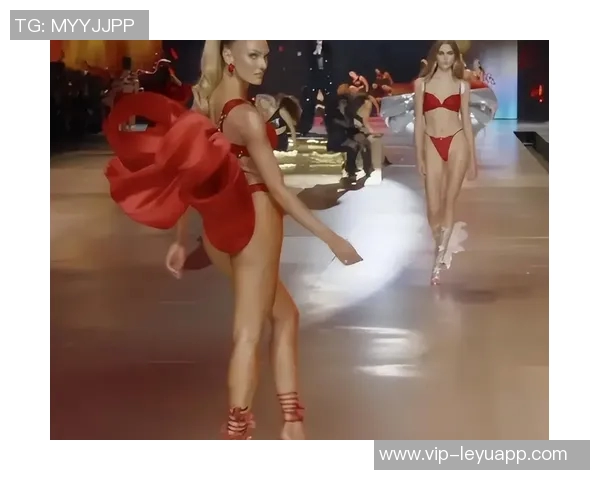 索菲坎宁安重燃儿时梦想里斯走维密秀激励她追逐时尚之路 索菲坎宁安重燃儿时梦想里斯走维密秀激励她追逐时尚之路